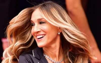 At 59, Sarah Jessica Parker Continues To Glow The Natural Way